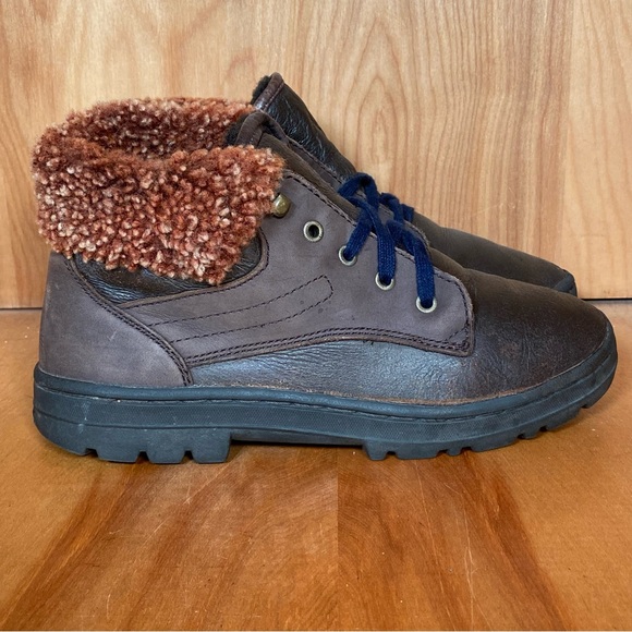 Womens 7 Ugg Romely Heritage Lace Up Boots Brown TSS0410 - Picture 1 of 8